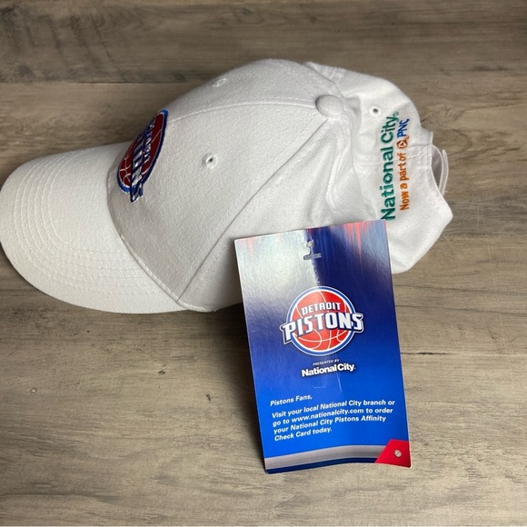 Vintage Detroit Pistons Hat Cap‎ Adjustable White Logo NBA Embroidered - Picture 7 of 7